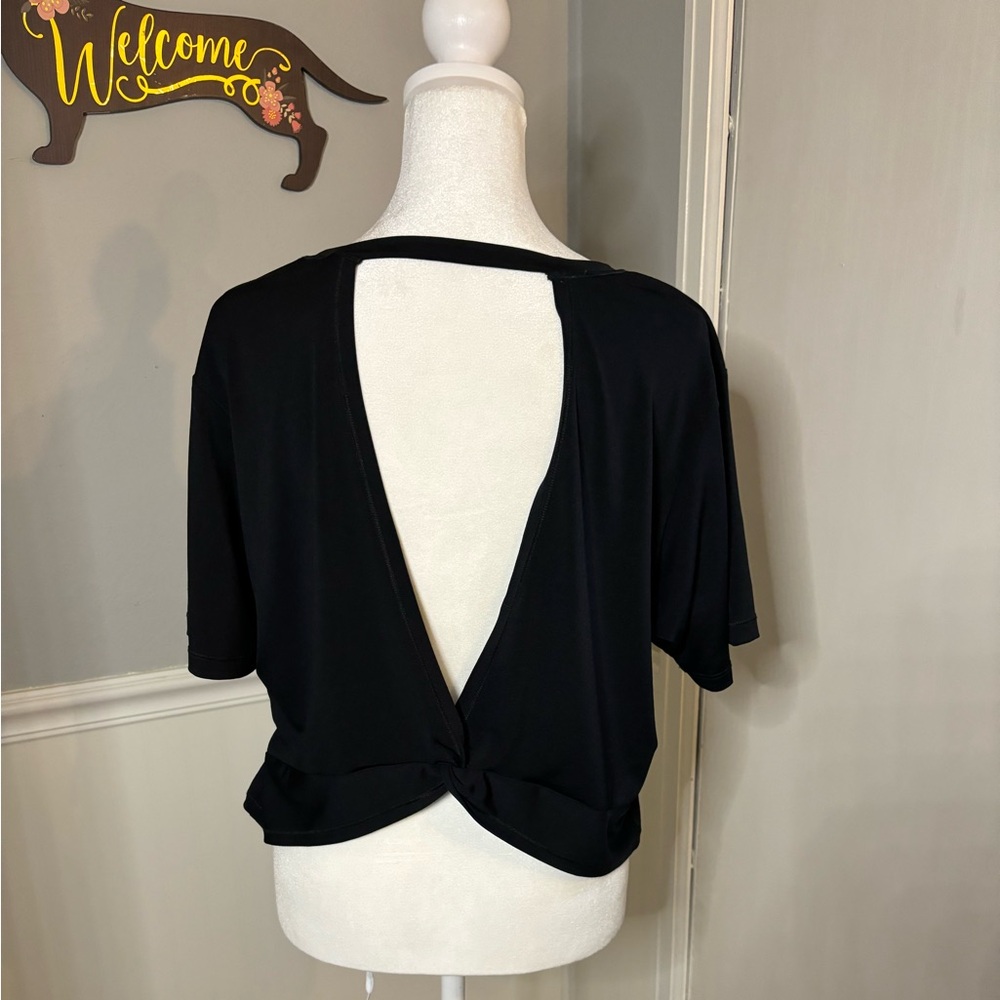 Fabletics open back workout top